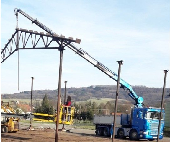 Scania 8x4 bord. R500 +23m crane - מזהיר, משאית מנוף: תמונה 2 Scania 8x4 bord. R500 +23m crane - מזהיר, משאית מנוף: תמונה 2