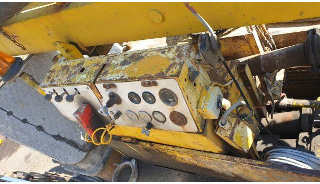 Schwing 25m BPL 601 +6x6 Tatra 815 (DOCS/KFZ MACHINE +1 no docs/kein kfz - משאבת בטון נייחת: תמונה 5 Schwing 25m BPL 601 +6x6 Tatra 815 (DOCS/KFZ MACHINE +1 no docs/kein kfz - משאבת בטון נייחת: תמונה 5