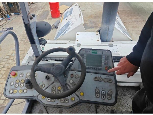 Vögele Super 1303-2 - מרצף אספלט: תמונה 4 Vögele Super 1303-2 - מרצף אספלט: תמונה 4