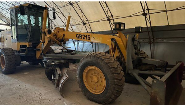 XCMG GR215 - מפלסת: תמונה 1 XCMG GR215 - מפלסת: תמונה 1