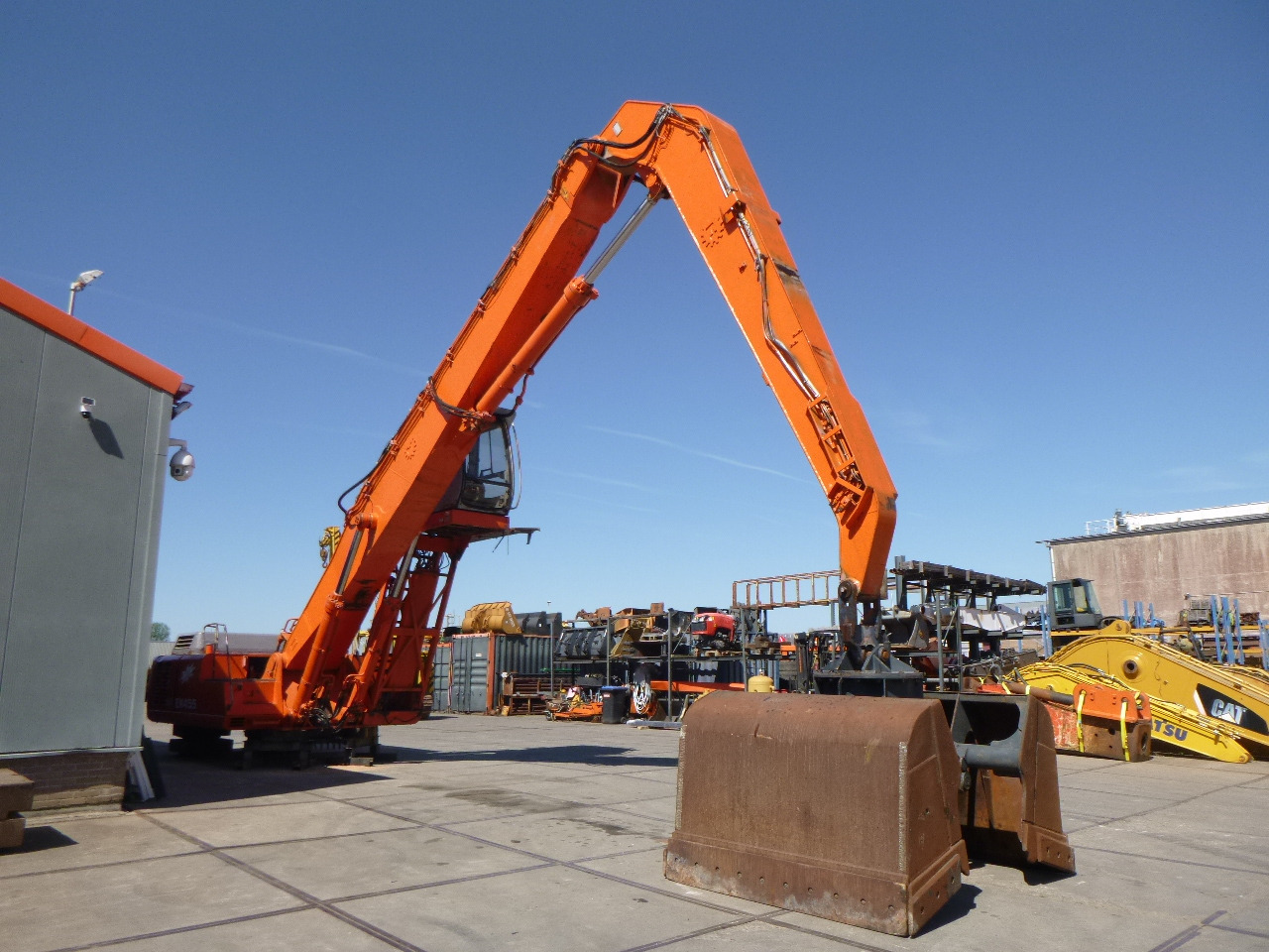 FIAT-HITACHI EX455 Stationary dock/ship material handler - מטפל בפסולת/ תעשייתי: תמונה 5 FIAT-HITACHI EX455 Stationary dock/ship material handler - מטפל בפסולת/ תעשייתי: תמונה 5