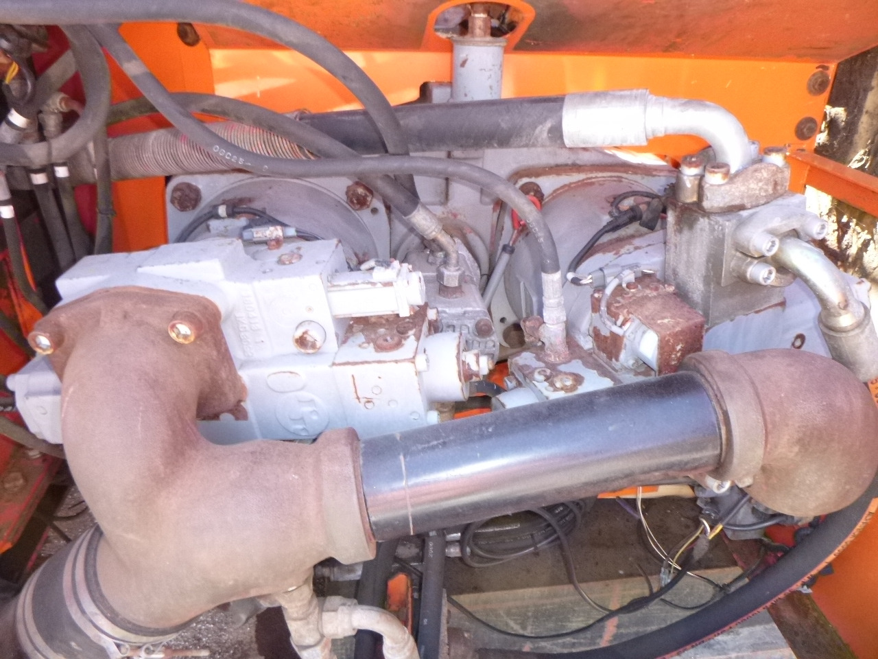 מטפל בפסולת/ תעשייתי FIAT-HITACHI EX455 Stationary dock/ship material handler: תמונה 15