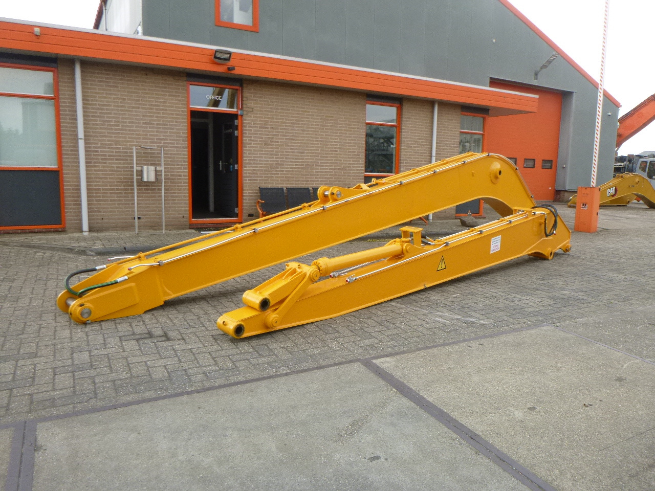 JCB JS200/JS210/JS220 Long reach front - זרוע עבור מחפר סורק: תמונה 1 JCB JS200/JS210/JS220 Long reach front - זרוע עבור מחפר סורק: תמונה 1