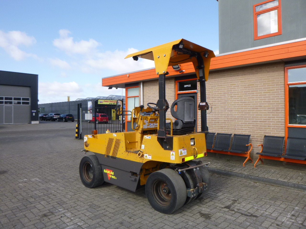 SAKAI TS160-2 - רולר פניאומטי: תמונה 3 SAKAI TS160-2 - רולר פניאומטי: תמונה 3