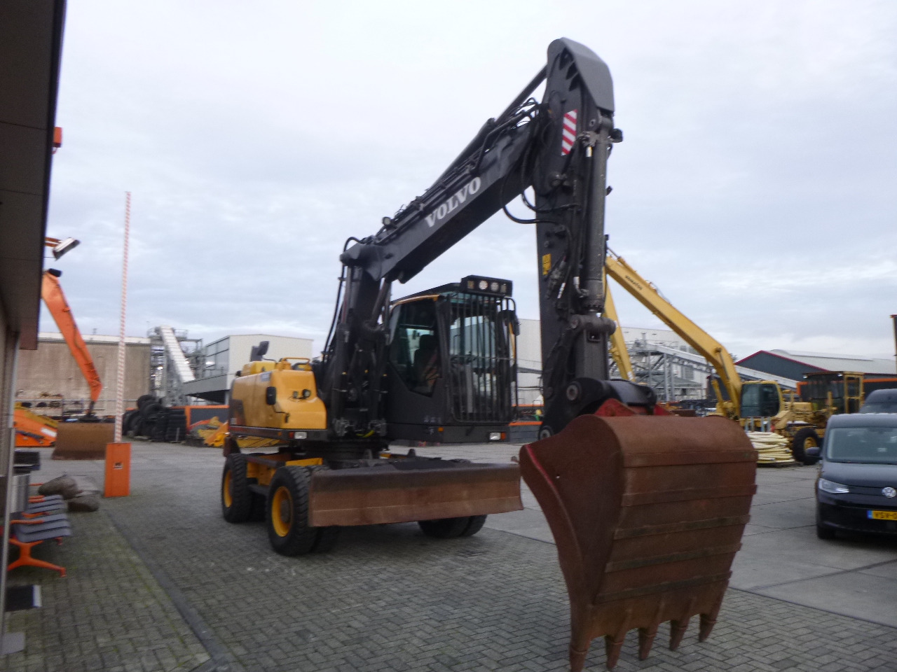 VOLVO EW210D - מחפר גלגלים: תמונה 5 VOLVO EW210D - מחפר גלגלים: תמונה 5