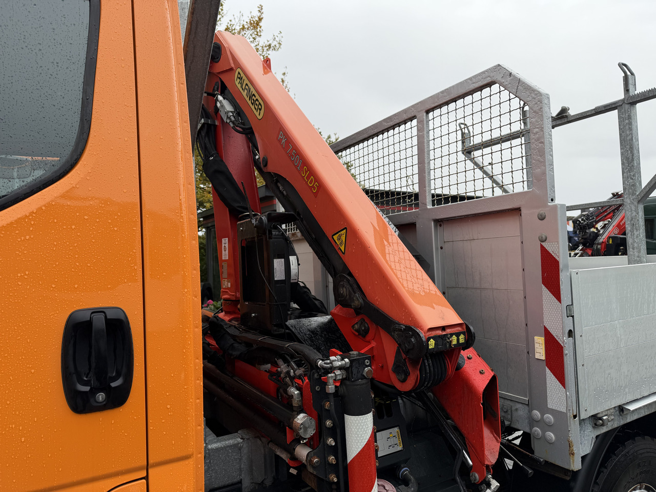 Iveco Daily 55S18W 4X4 Palfinger PK 7.501 - משאית צד נופל/ שטוחה, משאית מנוף: תמונה 4 Iveco Daily 55S18W 4X4 Palfinger PK 7.501 - משאית צד נופל/ שטוחה, משאית מנוף: תמונה 4