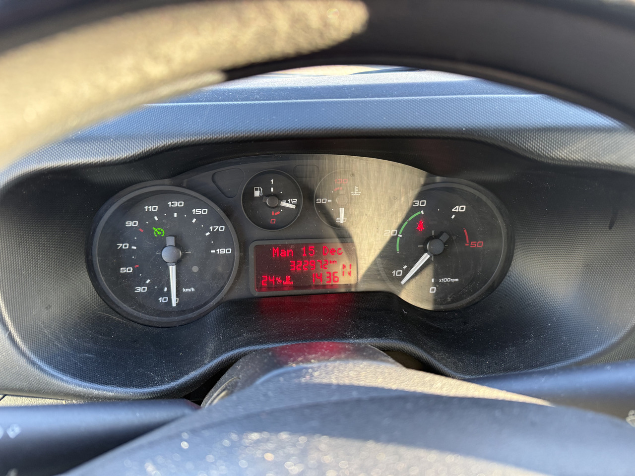 Iveco Daily 70C17 HMF 635 Kran bis 11 Meter - משאית צד נופל/ שטוחה, משאית מנוף: תמונה 5 Iveco Daily 70C17 HMF 635 Kran bis 11 Meter - משאית צד נופל/ שטוחה, משאית מנוף: תמונה 5