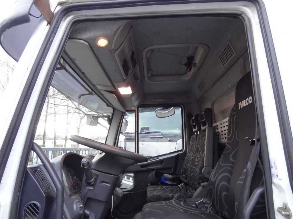 Iveco EuroCargo 120E25 Fassi F38 - משאית מנוף, משאית צד נופל/ שטוחה: תמונה 3 Iveco EuroCargo 120E25 Fassi F38 - משאית מנוף, משאית צד נופל/ שטוחה: תמונה 3