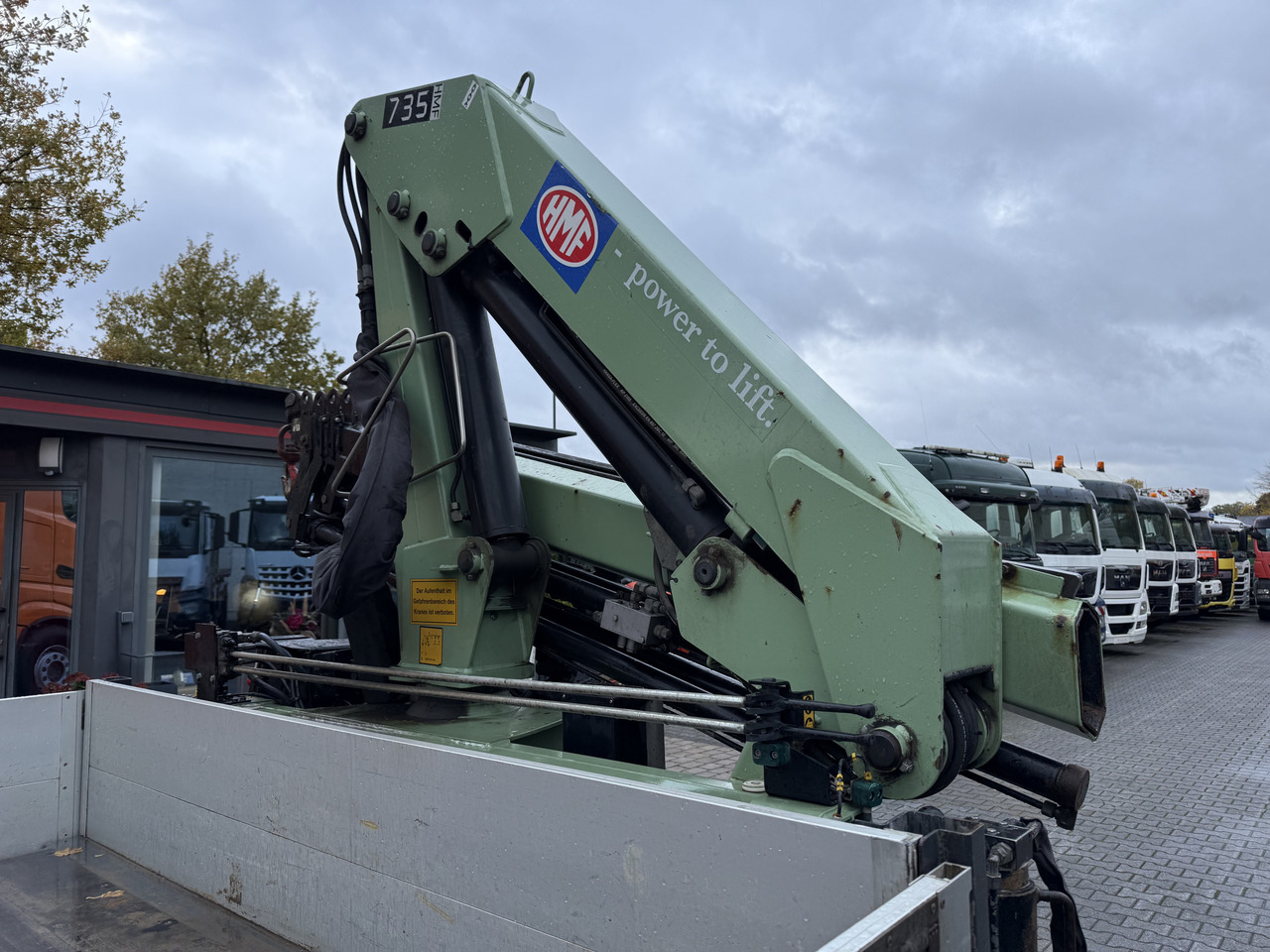 Iveco EuroCargo 80E22 Kran HMF 735 bis 15 Meter - משאית מנוף, משאית צד נופל/ שטוחה: תמונה 4 Iveco EuroCargo 80E22 Kran HMF 735 bis 15 Meter - משאית מנוף, משאית צד נופל/ שטוחה: תמונה 4