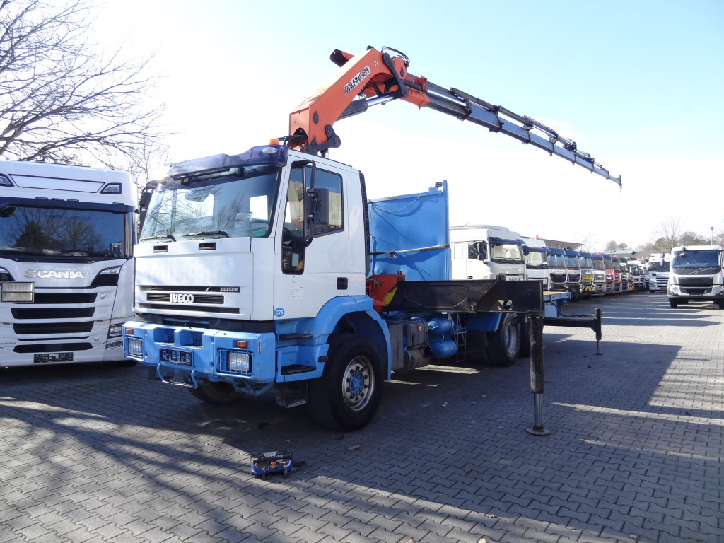 Iveco EuroTrakker 260E31 6X4 Palfinger 36002 - משאית מנוף, משאית צד נופל/ שטוחה: תמונה 1 Iveco EuroTrakker 260E31 6X4 Palfinger 36002 - משאית מנוף, משאית צד נופל/ שטוחה: תמונה 1