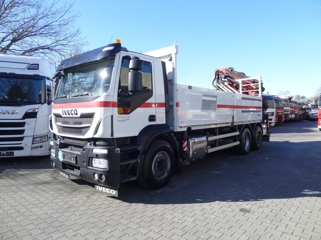 Iveco Stralis 420 6X2 Montagekran Fassi F335 28Meter - משאית מנוף, משאית צד נופל/ שטוחה: תמונה 1 Iveco Stralis 420 6X2 Montagekran Fassi F335 28Meter - משאית מנוף, משאית צד נופל/ שטוחה: תמונה 1