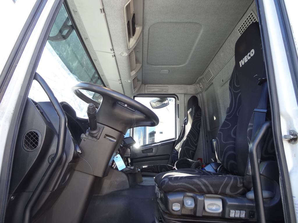 Iveco Stralis 420 6X2 Montagekran Fassi F335 28Meter - משאית צד נופל/ שטוחה, משאית מנוף: תמונה 5 Iveco Stralis 420 6X2 Montagekran Fassi F335 28Meter - משאית צד נופל/ שטוחה, משאית מנוף: תמונה 5