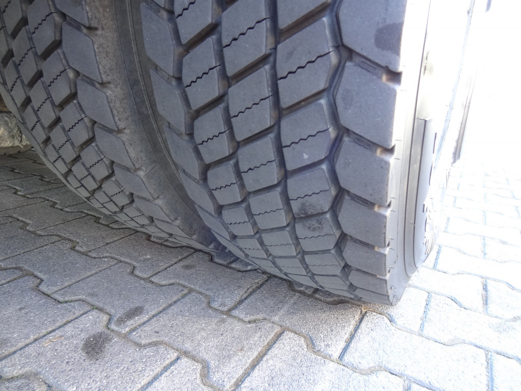 Iveco Stralis 420 6X2 Montagekran Fassi F335 28Meter - משאית צד נופל/ שטוחה, משאית מנוף: תמונה 3 Iveco Stralis 420 6X2 Montagekran Fassi F335 28Meter - משאית צד נופל/ שטוחה, משאית מנוף: תמונה 3