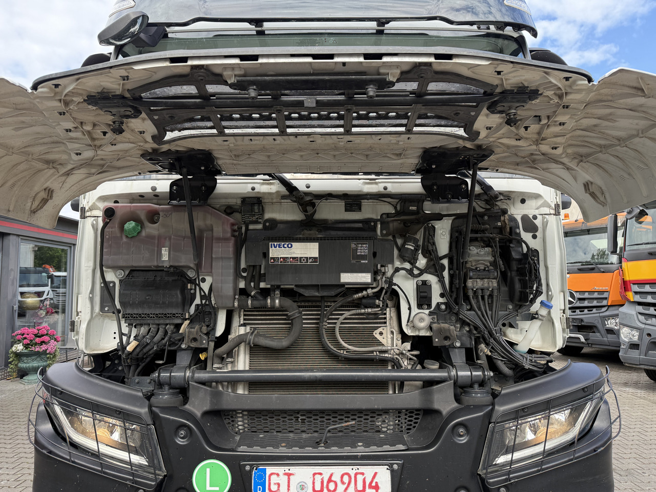 Iveco T-Way 510 / AT410T51 8X4 Meiller - מזהיר: תמונה 5 Iveco T-Way 510 / AT410T51 8X4 Meiller - מזהיר: תמונה 5