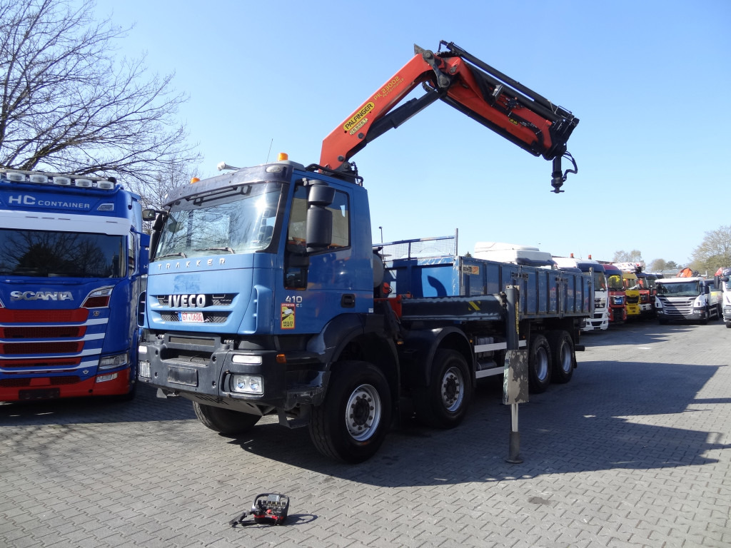 משאית מנוף, מזהיר Iveco Trakker AD340T41 8X4 Kipper Kran Palfinger 23002: תמונה 11