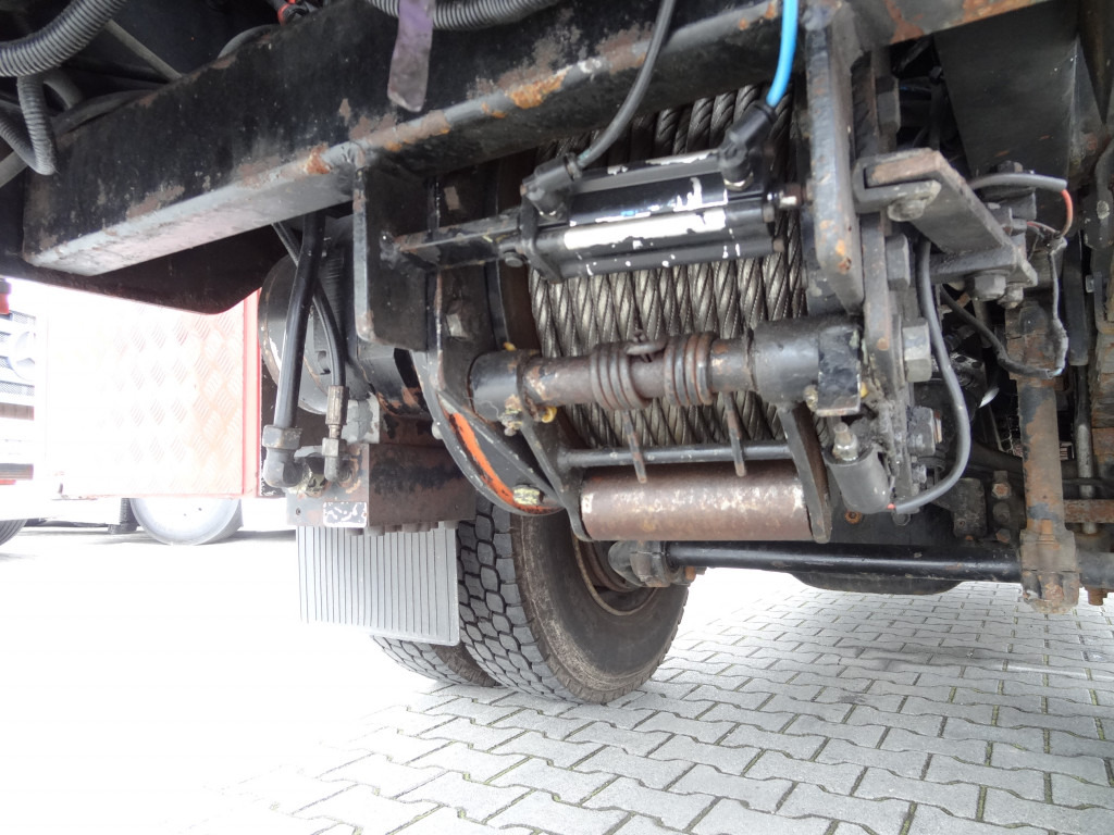 MAN F90 16.242 4X4 / Feuerwehr - משאית עם שלדת תא: תמונה 5 MAN F90 16.242 4X4 / Feuerwehr - משאית עם שלדת תא: תמונה 5