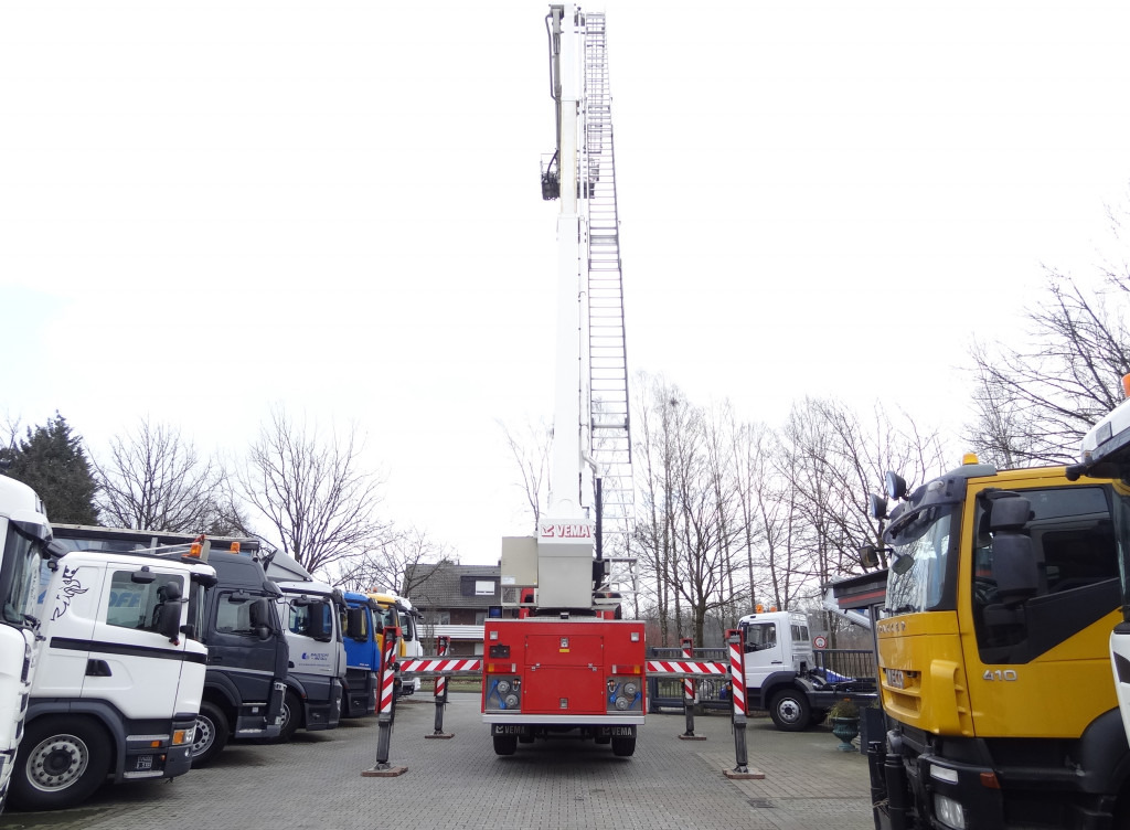 MAN FE 410 6X6 Feuerwehr Vema Lift 32 Meter - פלטפורמה אווירית מותקנת על משאית: תמונה 2 MAN FE 410 6X6 Feuerwehr Vema Lift 32 Meter - פלטפורמה אווירית מותקנת על משאית: תמונה 2