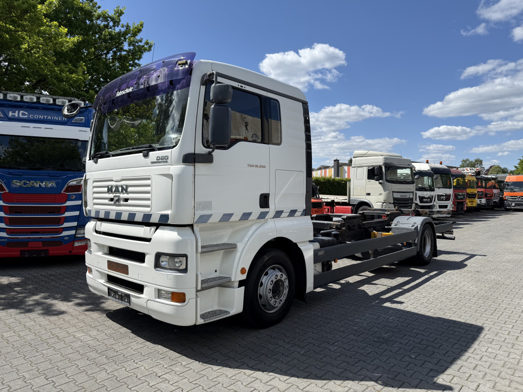 MAN TGA 18.350 4X2 LL Fahrschule - מוביל מכולות/ משאית החלפת גוף: תמונה 1 MAN TGA 18.350 4X2 LL Fahrschule - מוביל מכולות/ משאית החלפת גוף: תמונה 1