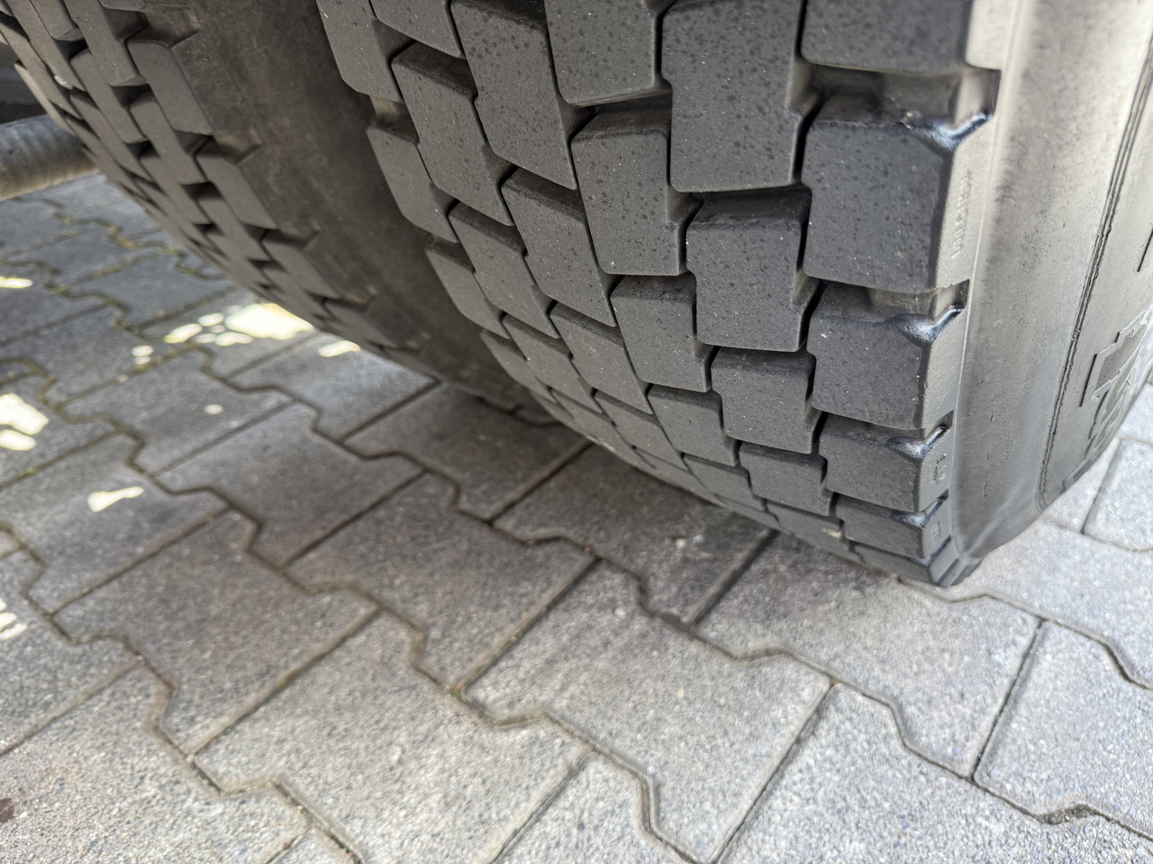 MAN TGA 18.430 Kran Palfinger 16502 Jib 26.5 Meter - יחידת טרקטור: תמונה 4 MAN TGA 18.430 Kran Palfinger 16502 Jib 26.5 Meter - יחידת טרקטור: תמונה 4