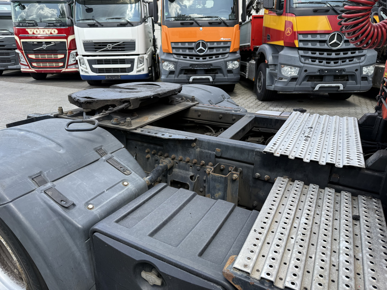 MAN TGA 18.430 Kran Palfinger 16502 bis 26.5 Meter - יחידת טרקטור: תמונה 2 MAN TGA 18.430 Kran Palfinger 16502 bis 26.5 Meter - יחידת טרקטור: תמונה 2