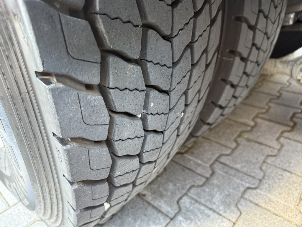 MAN TGA 26.360 6X2 Kipper Kran Palfinger 15500 - מזהיר, משאית מנוף: תמונה 3 MAN TGA 26.360 6X2 Kipper Kran Palfinger 15500 - מזהיר, משאית מנוף: תמונה 3