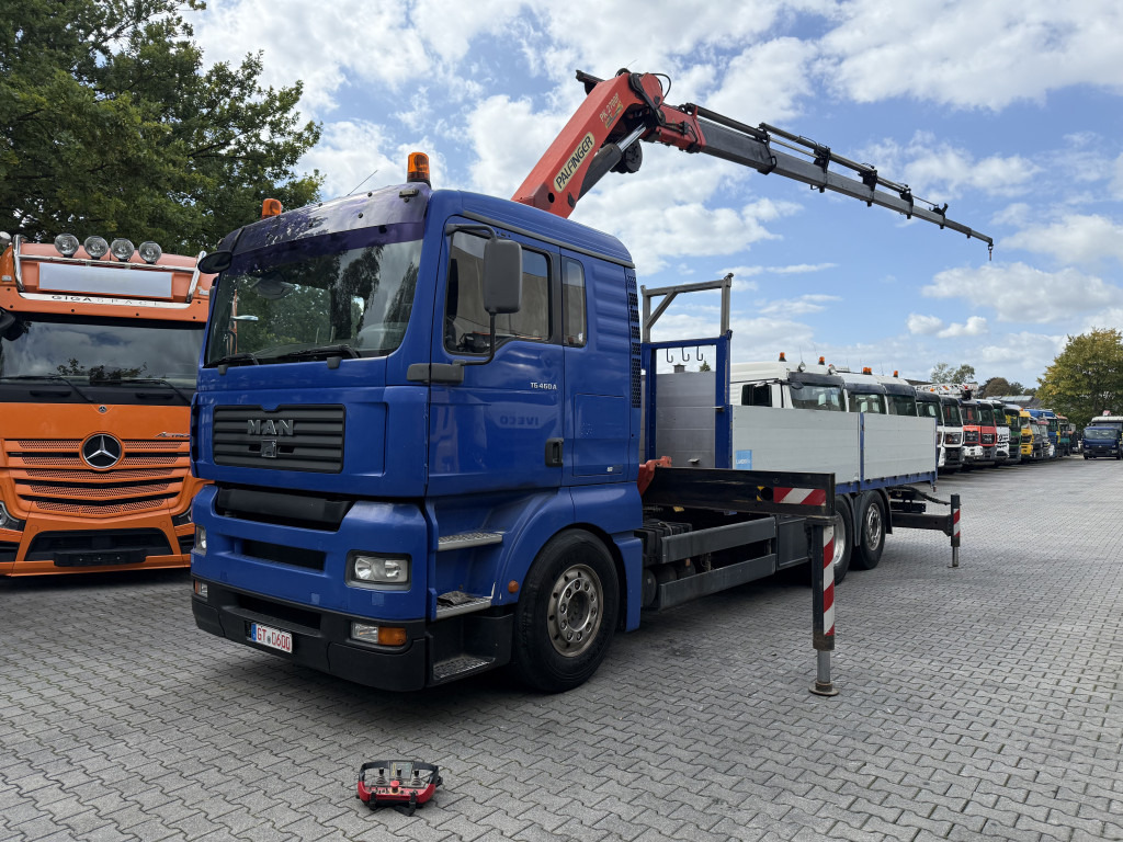MAN TGA 26.460 6X2 Palfinger 27000 bis 25 Meter - משאית מנוף, משאית צד נופל/ שטוחה: תמונה 1 MAN TGA 26.460 6X2 Palfinger 27000 bis 25 Meter - משאית מנוף, משאית צד נופל/ שטוחה: תמונה 1