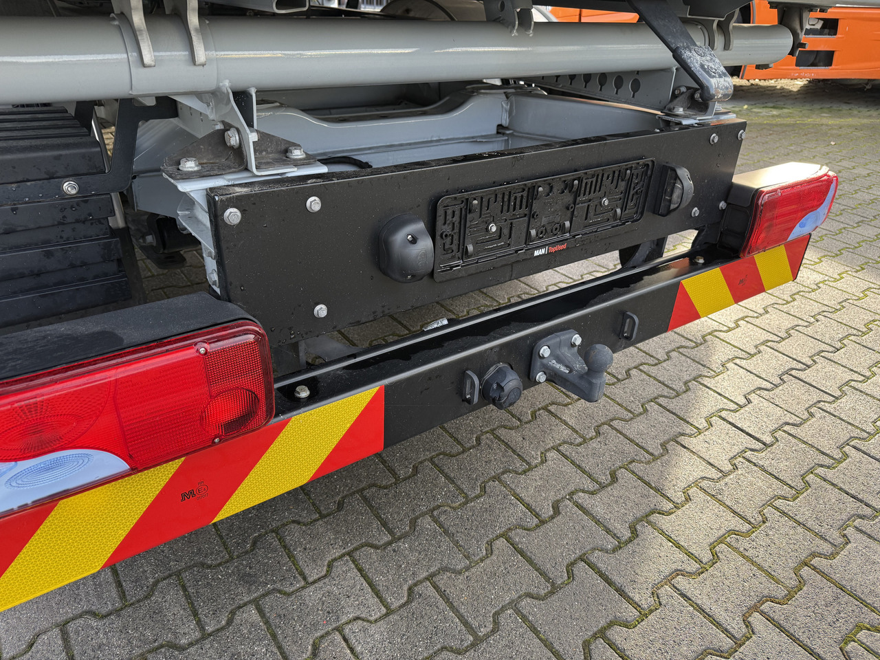 MAN TGE 6.160 Meiller Trigenius Neuwertig ! - מזהיר: תמונה 5 MAN TGE 6.160 Meiller Trigenius Neuwertig ! - מזהיר: תמונה 5