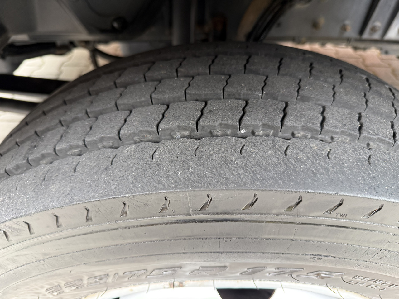 MAN TGL 8.180 BB - משאית צד נופל/ שטוחה: תמונה 3 MAN TGL 8.180 BB - משאית צד נופל/ שטוחה: תמונה 3