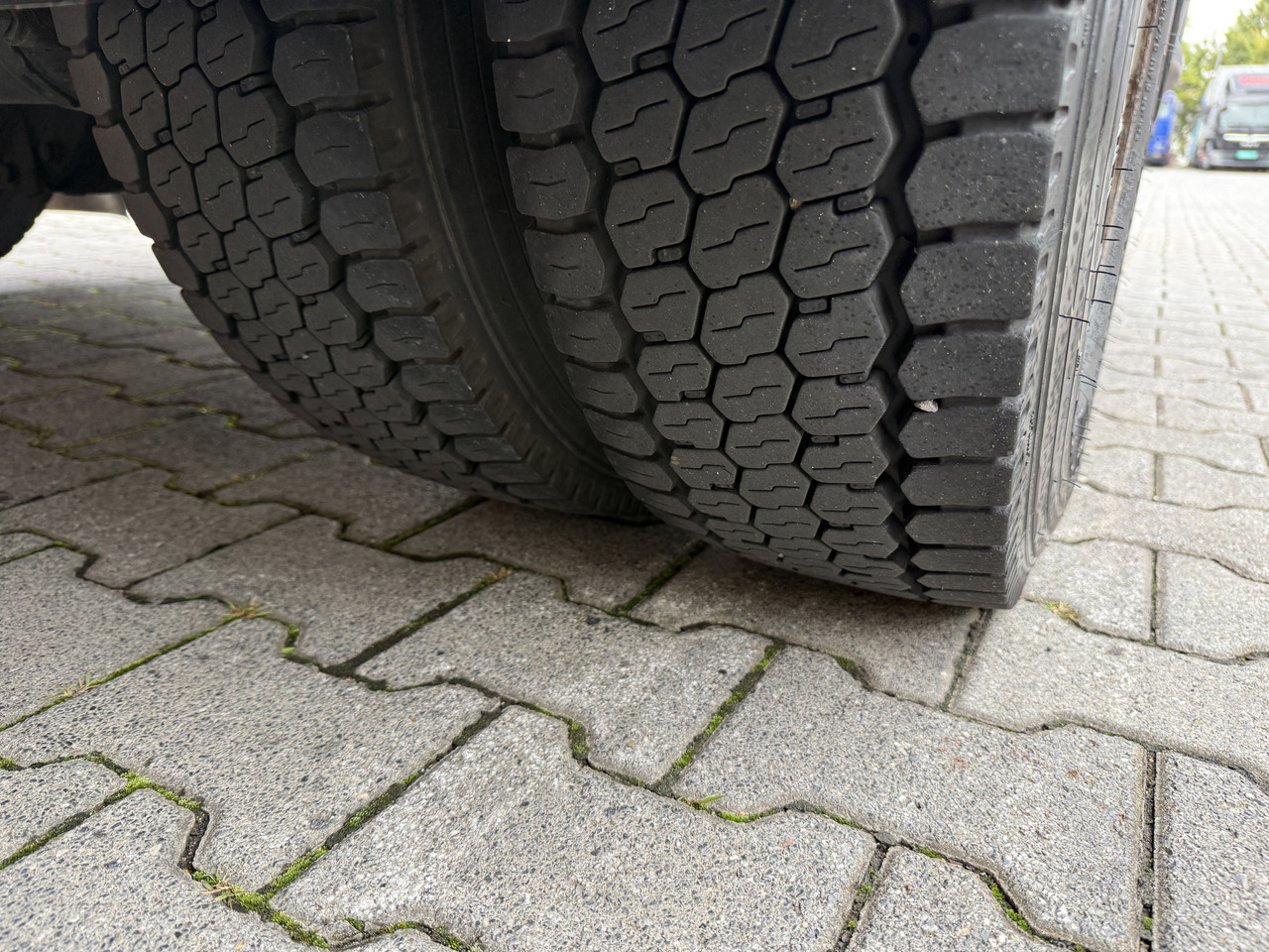 MAN TGL 8.180 BB - משאית צד נופל/ שטוחה: תמונה 2 MAN TGL 8.180 BB - משאית צד נופל/ שטוחה: תמונה 2