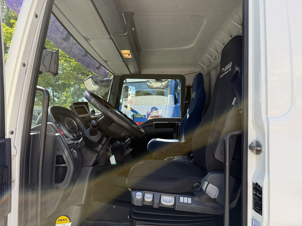 MAN TGL 8.180 Palfinger 6501 - משאית צד נופל/ שטוחה, משאית מנוף: תמונה 5 MAN TGL 8.180 Palfinger 6501 - משאית צד נופל/ שטוחה, משאית מנוף: תמונה 5