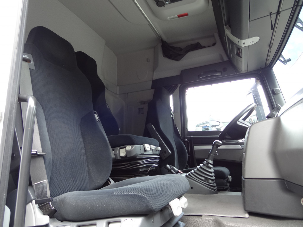 MAN TGS 18.320 LLS Fahrschule/ driving school - יחידת טרקטור: תמונה 3 MAN TGS 18.320 LLS Fahrschule/ driving school - יחידת טרקטור: תמונה 3