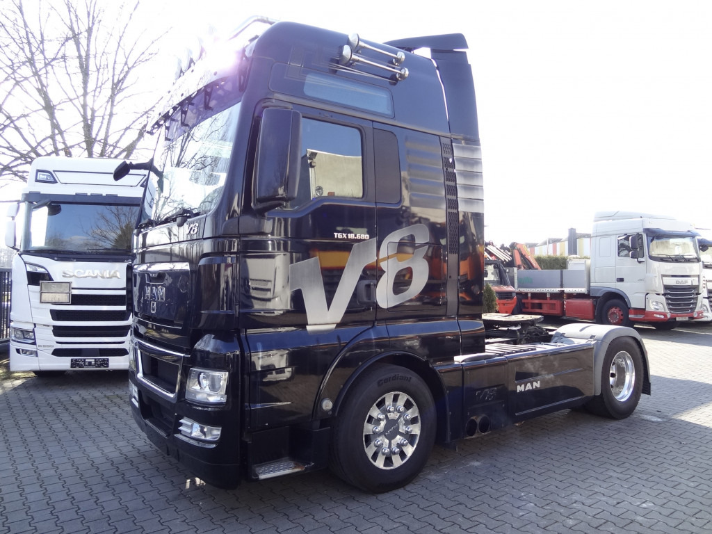 MAN TGX 18.680 V8 - יחידת טרקטור: תמונה 1 MAN TGX 18.680 V8 - יחידת טרקטור: תמונה 1