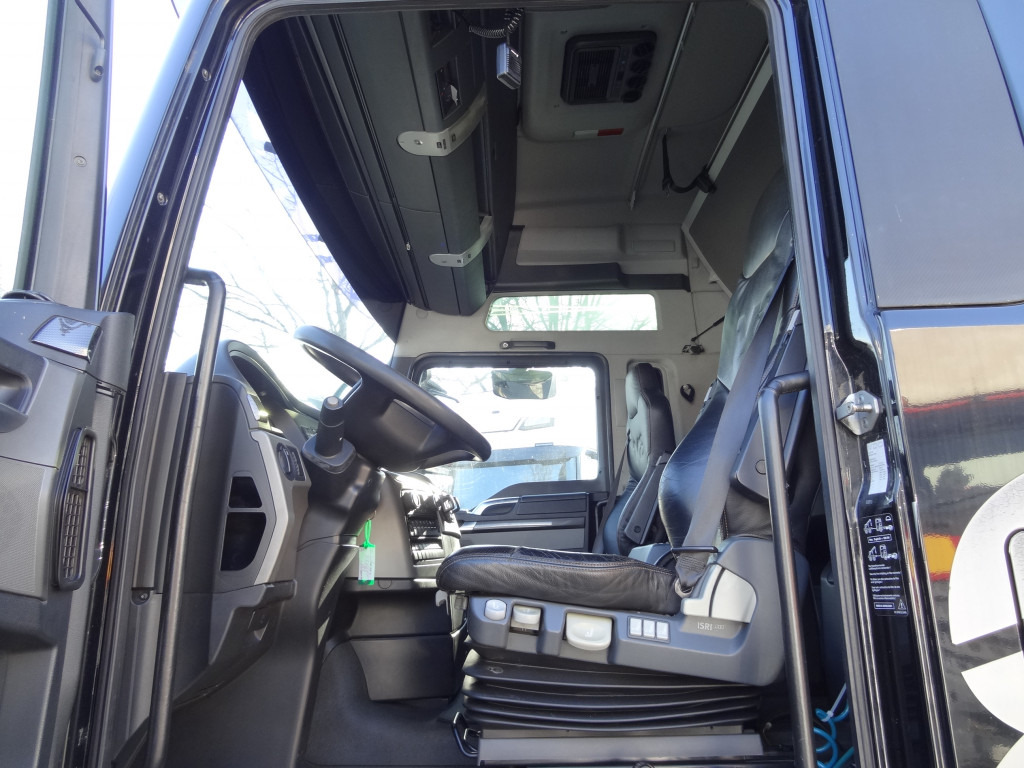 MAN TGX 18.680 V8 - יחידת טרקטור: תמונה 3 MAN TGX 18.680 V8 - יחידת טרקטור: תמונה 3