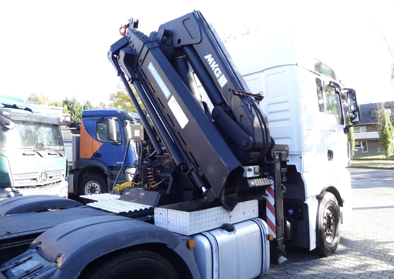 MAN TGX 33.480 6X4 Kran MKG 381 bis 20 Meter - משאית מנוף, יחידת טרקטור: תמונה 4 MAN TGX 33.480 6X4 Kran MKG 381 bis 20 Meter - משאית מנוף, יחידת טרקטור: תמונה 4