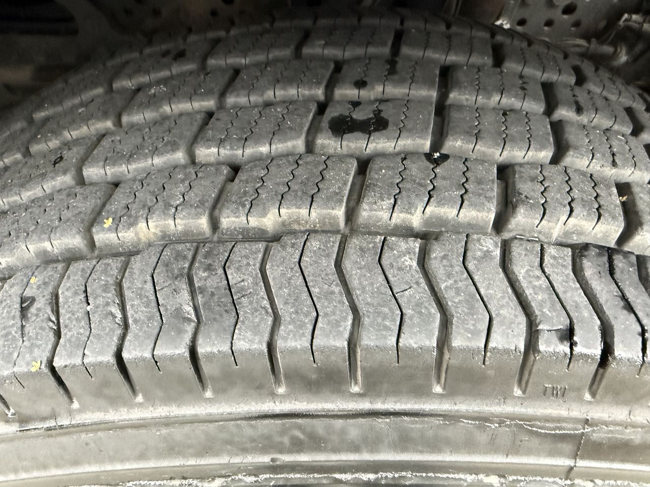 Mercedes-Benz Actros 2548 LS 6X2 Kran HMF 3220 bis 16 Meter - יחידת טרקטור: תמונה 5 Mercedes-Benz Actros 2548 LS 6X2 Kran HMF 3220 bis 16 Meter - יחידת טרקטור: תמונה 5