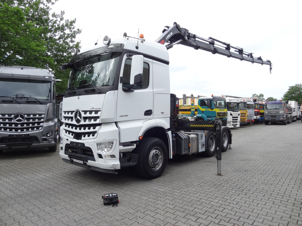 Mercedes-Benz Arocs 2648 LS 6X4 Kran Hiab X-HiPro 302 - יחידת טרקטור: תמונה 1 Mercedes-Benz Arocs 2648 LS 6X4 Kran Hiab X-HiPro 302 - יחידת טרקטור: תמונה 1
