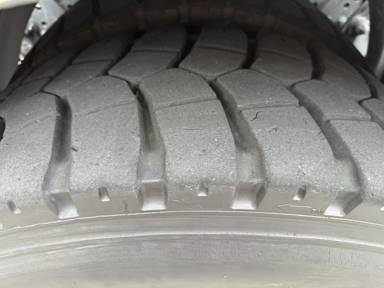 Mercedes-Benz Arocs 3251 8X4 Haken mit Kran HMF 2620 K5 - משאית הרמת וו, משאית מנוף: תמונה 2 Mercedes-Benz Arocs 3251 8X4 Haken mit Kran HMF 2620 K5 - משאית הרמת וו, משאית מנוף: תמונה 2