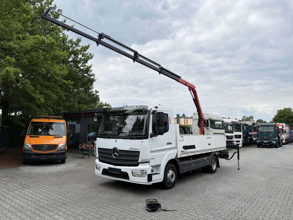 Mercedes-Benz Atego 821 Kran Palfinger PK4200 - משאית צד נופל/ שטוחה, משאית מנוף: תמונה 1 Mercedes-Benz Atego 821 Kran Palfinger PK4200 - משאית צד נופל/ שטוחה, משאית מנוף: תמונה 1