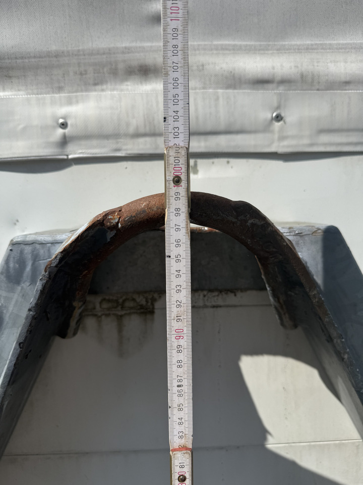 Plane/ Mulde/ Container Ex- Rotes Kreuz - מכולת גלגול: תמונה 2 Plane/ Mulde/ Container Ex- Rotes Kreuz - מכולת גלגול: תמונה 2