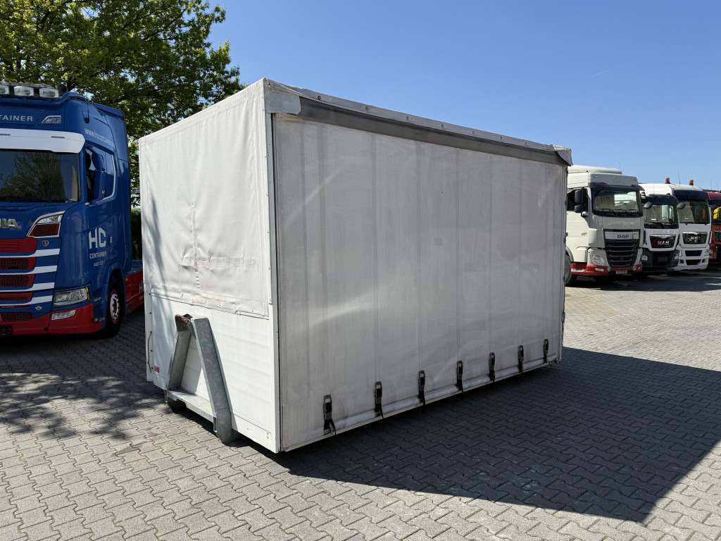 Plane/ Mulde/ Container Ex- Rotes Kreuz - מכולת גלגול: תמונה 1 Plane/ Mulde/ Container Ex- Rotes Kreuz - מכולת גלגול: תמונה 1