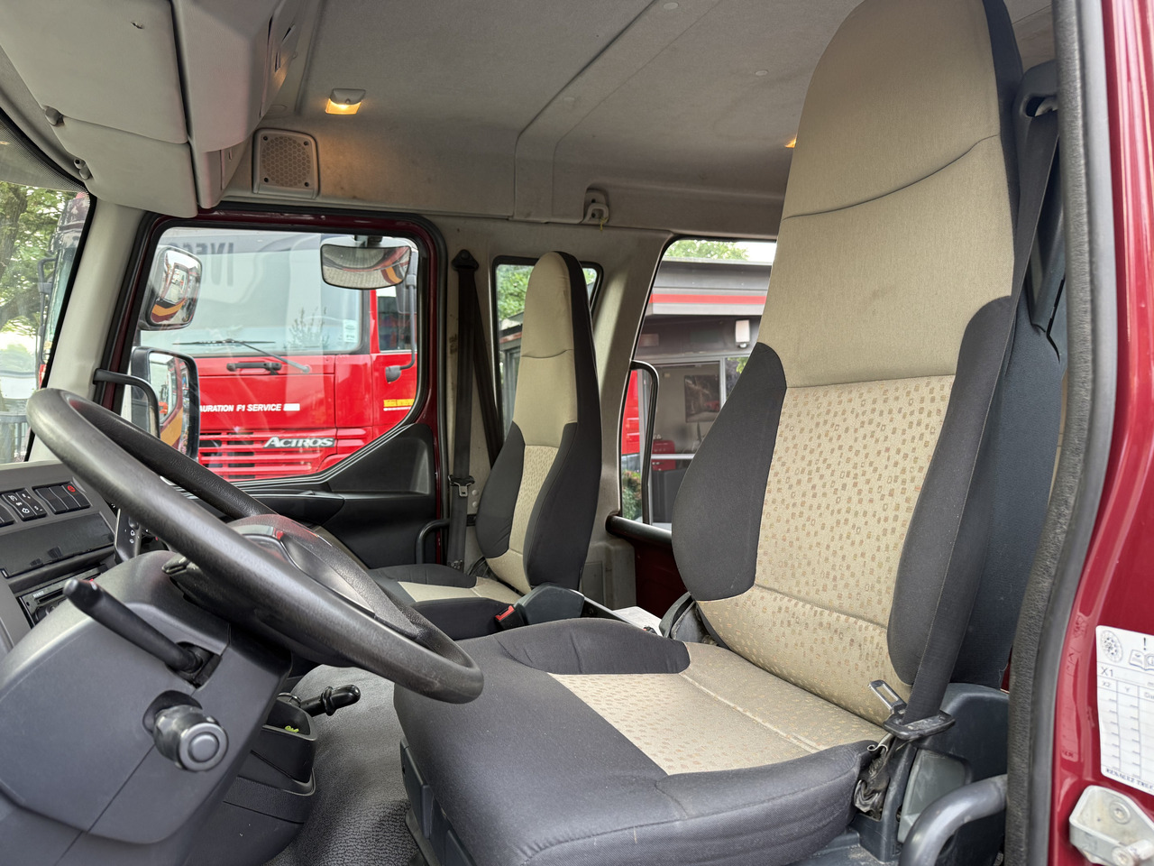 Renault Midlum 180.10 DoKa - משאית תיבה: תמונה 5 Renault Midlum 180.10 DoKa - משאית תיבה: תמונה 5