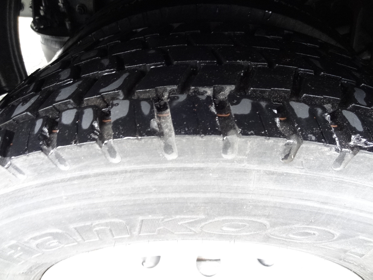 Renault Midlum 300.12 Fassi F80 - משאית מנוף, משאית צד נופל/ שטוחה: תמונה 2 Renault Midlum 300.12 Fassi F80 - משאית מנוף, משאית צד נופל/ שטוחה: תמונה 2