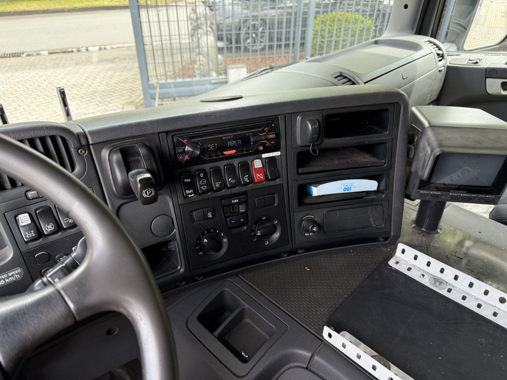 Scania P420 8X2*6 - משאית עם שלדת תא: תמונה 2 Scania P420 8X2*6 - משאית עם שלדת תא: תמונה 2