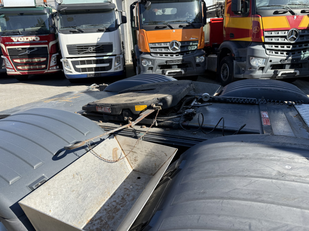 Scania R400 6X2 Kran Hiab 377-8 bis 25 Meter - יחידת טרקטור: תמונה 2 Scania R400 6X2 Kran Hiab 377-8 bis 25 Meter - יחידת טרקטור: תמונה 2