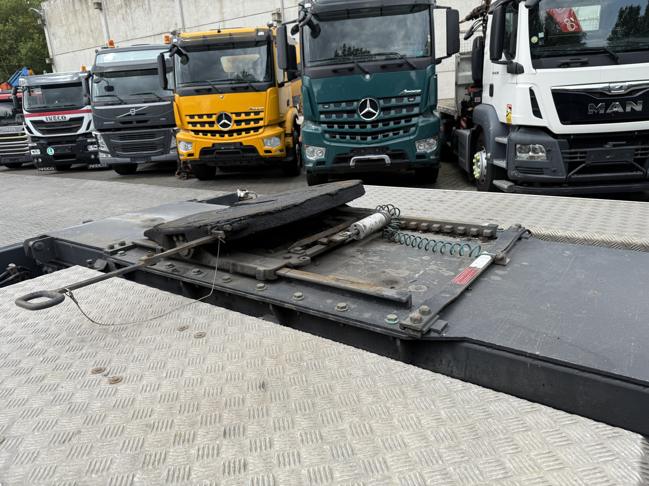 Scania R450 8X4 Kran Fassi F660 bis 34 Meter - יחידת טרקטור: תמונה 3 Scania R450 8X4 Kran Fassi F660 bis 34 Meter - יחידת טרקטור: תמונה 3
