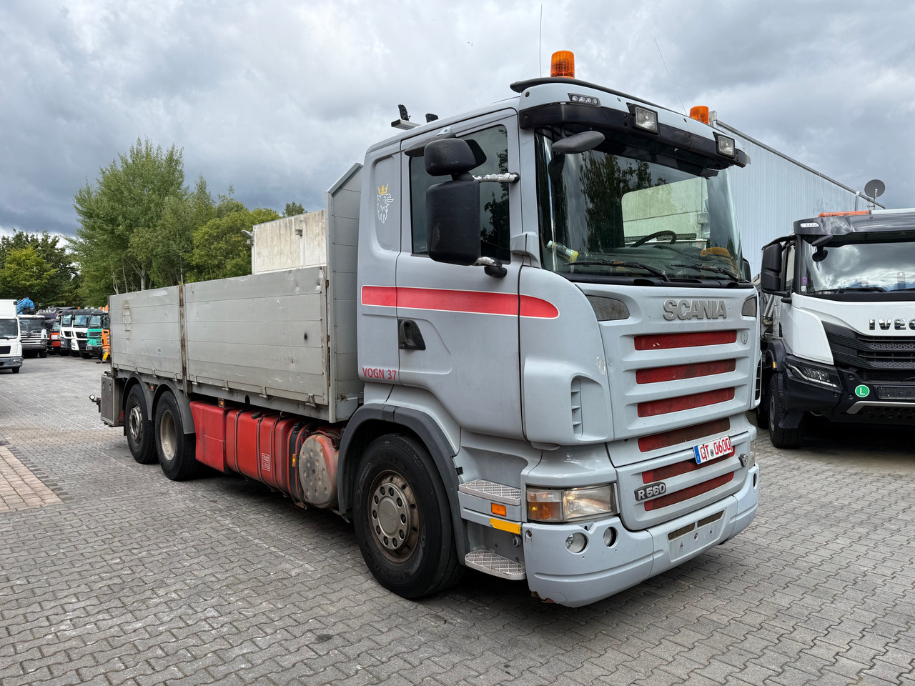 Scania R560 V8 6X2 Kranvorbereitung - משאית צד נופל/ שטוחה, משאית מנוף: תמונה 4 Scania R560 V8 6X2 Kranvorbereitung - משאית צד נופל/ שטוחה, משאית מנוף: תמונה 4