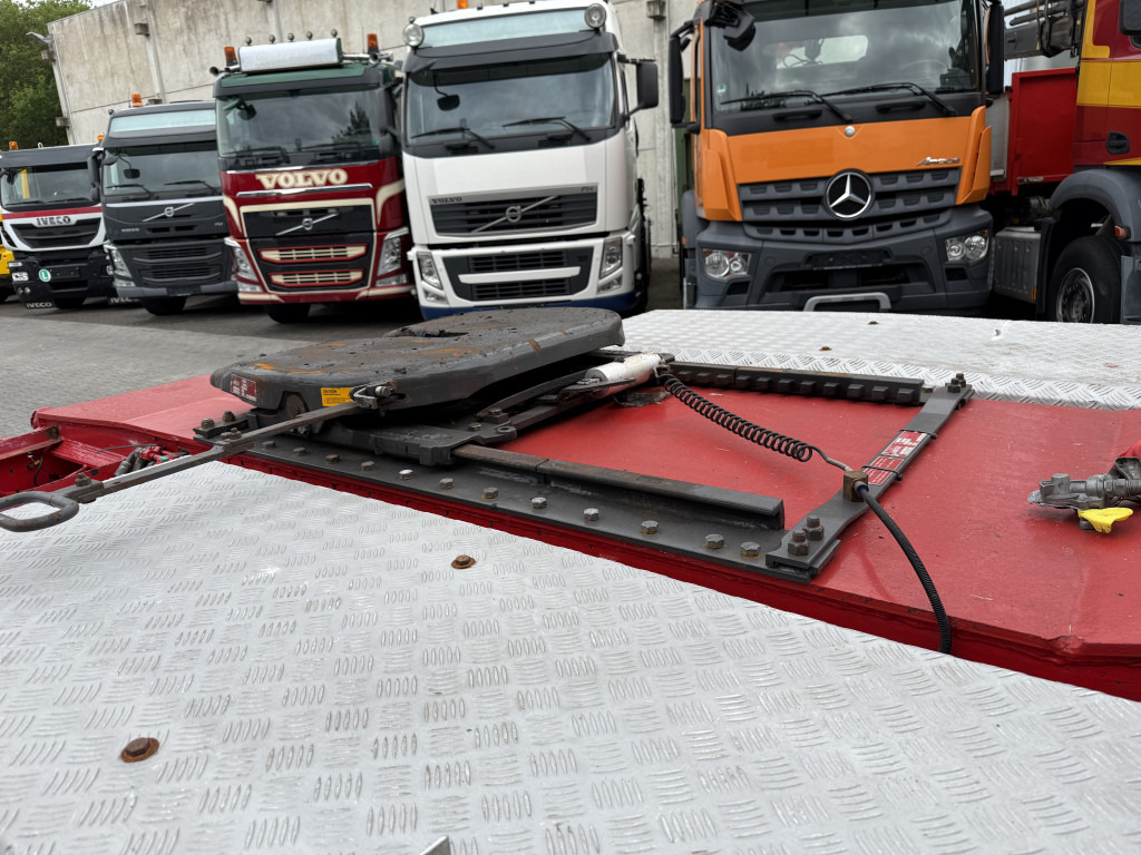 Volvo FM12 420 8X4 Kran Palfinger PK90002 31 Meter - משאית מנוף: תמונה 3 Volvo FM12 420 8X4 Kran Palfinger PK90002 31 Meter - משאית מנוף: תמונה 3