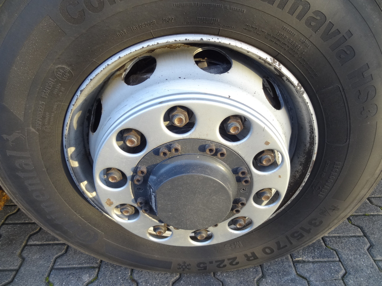 Volvo FM420 4X4 X-Track - משאית עם שלדת תא: תמונה 3 Volvo FM420 4X4 X-Track - משאית עם שלדת תא: תמונה 3