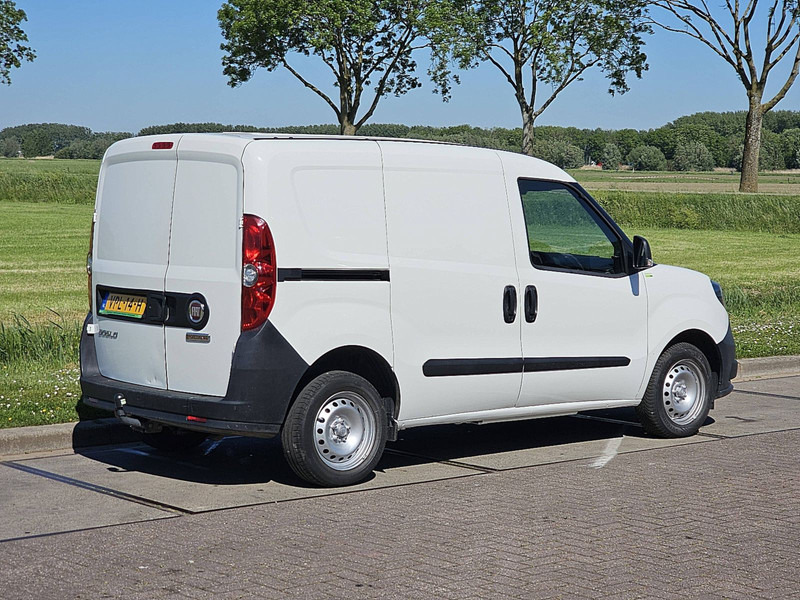 Fiat Doblò CARGO 1.6 - כלי רכב מסחרי קטן: תמונה 3 Fiat Doblò CARGO 1.6 - כלי רכב מסחרי קטן: תמונה 3