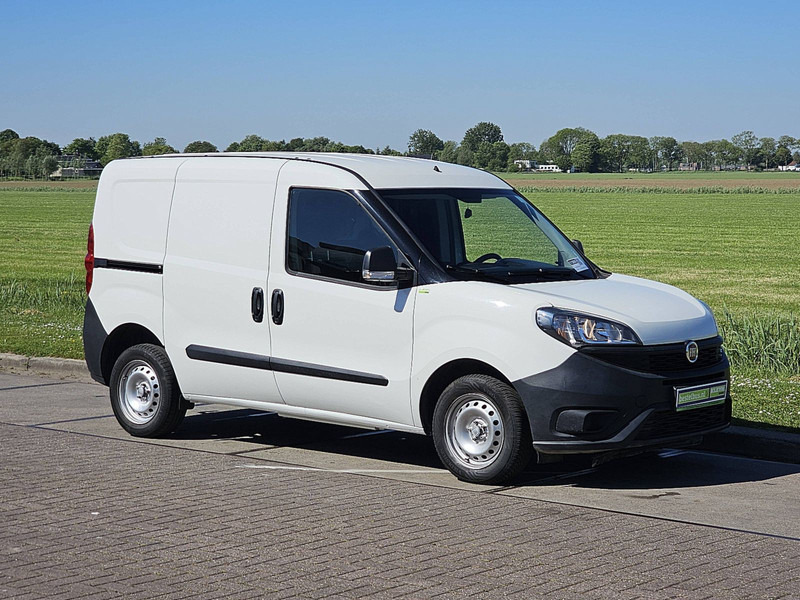 Fiat Doblò CARGO 1.6 - כלי רכב מסחרי קטן: תמונה 5 Fiat Doblò CARGO 1.6 - כלי רכב מסחרי קטן: תמונה 5